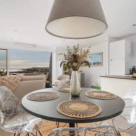 아파트 Stella Port Nature Sea View Duplex In The Heart Of The Naturist Village 아그